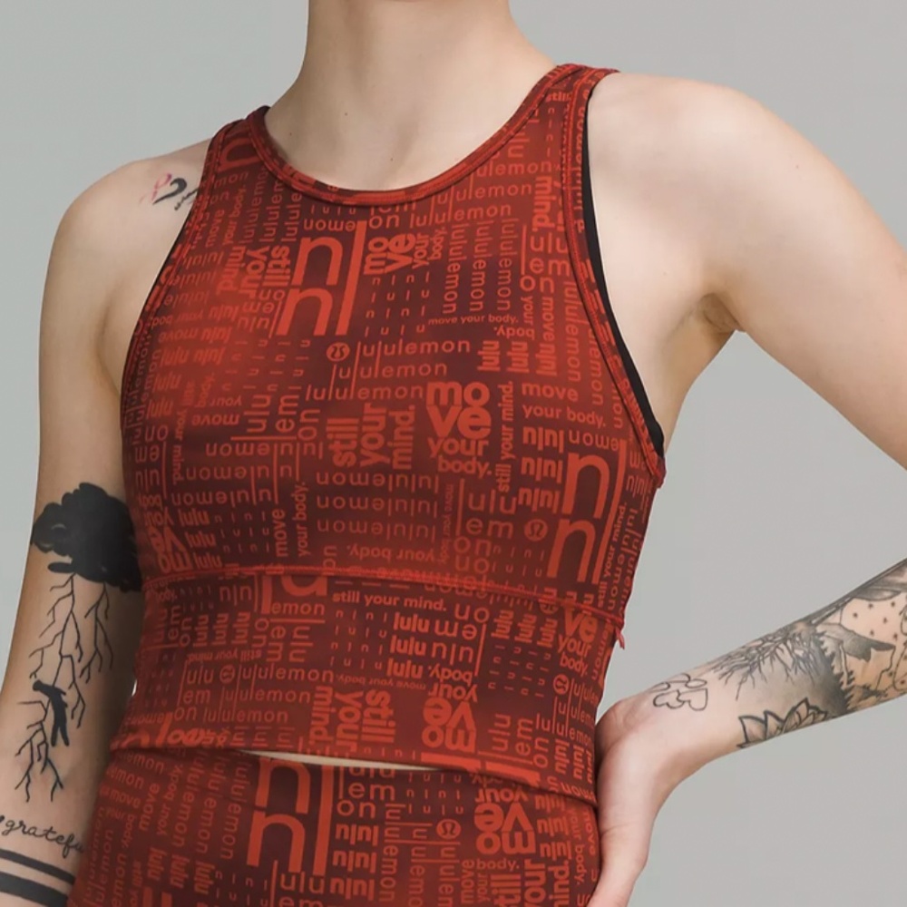 Lululemon Ombre Red Multi Power Pivot Everlux Tank Top Size 6